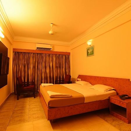 Hotel Sri Ram Residency Udupi Habitación foto